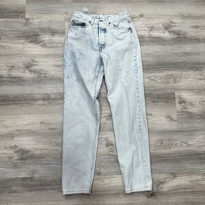 Levi's Premium‎ Mom Jeans High Rise Tapered Leg Light Wash Denim W26 L31